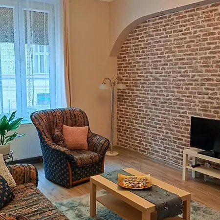 Apartament W Kamienicy Your Space Apartment
